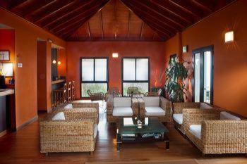 Hotel Villa El Mocanal - Housity