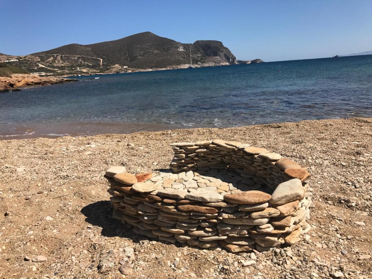 Island White - Housity