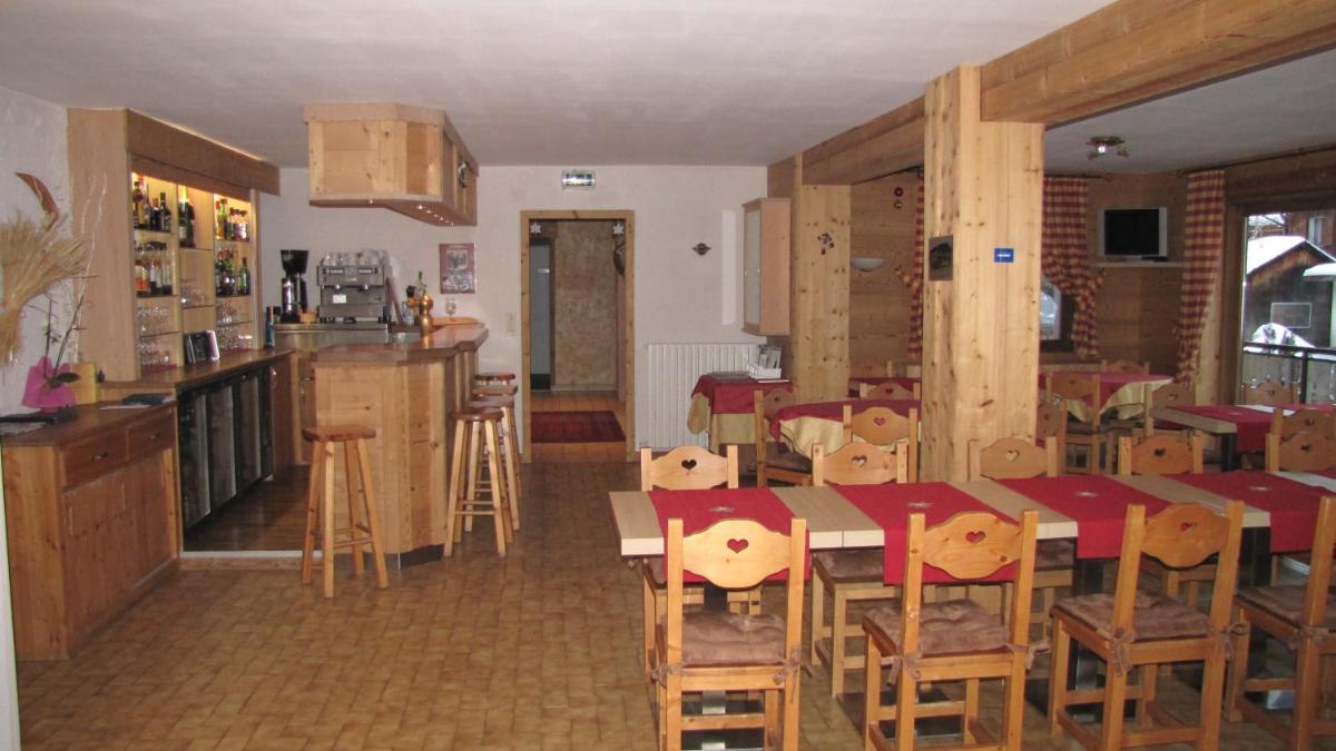 Cuisine ou kitchenette dans l'établissement Alpen Roc