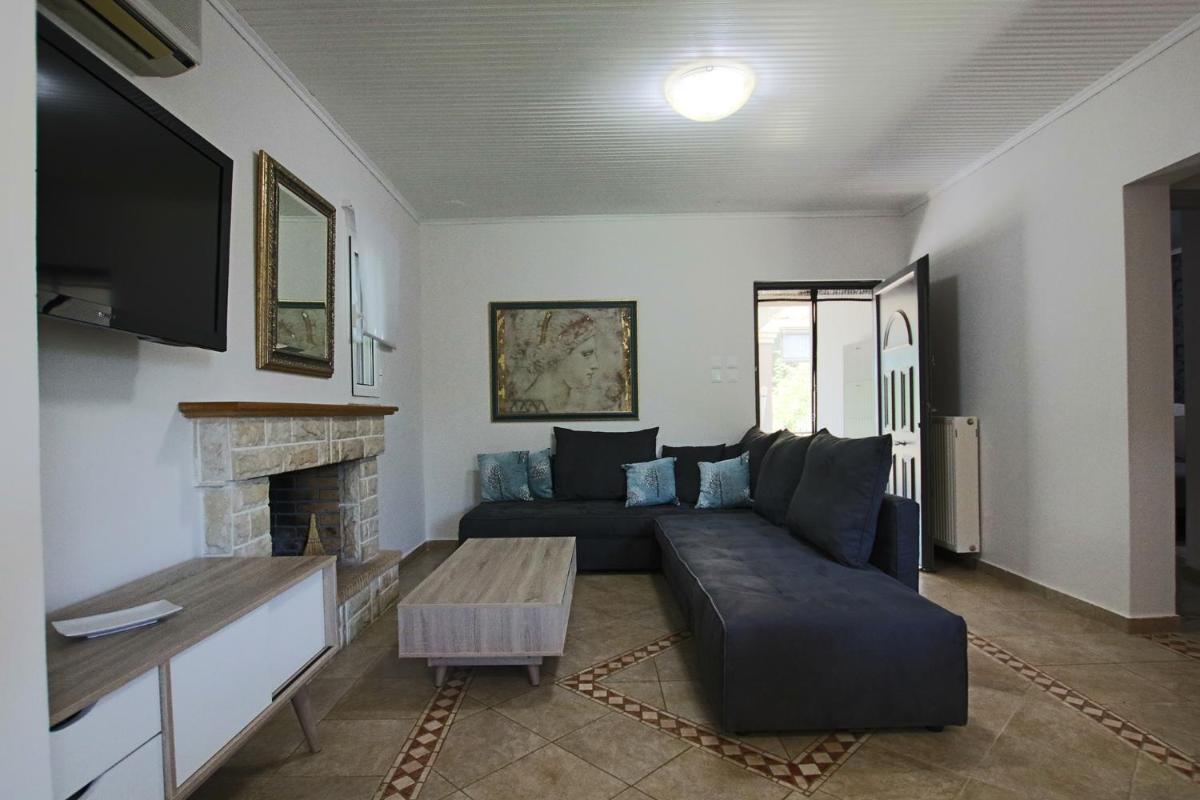 Peter's Country House - Housity