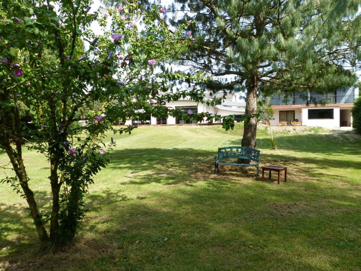 Jardin de l'établissement L'Aubinière Hôtel Restaurant & Spa