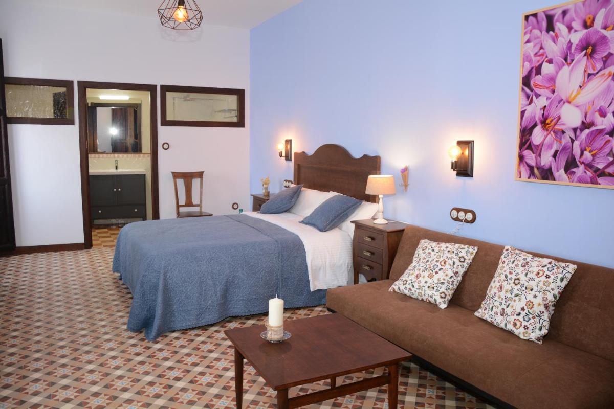 Casa Rural Aromas de la Manchuela - Housity