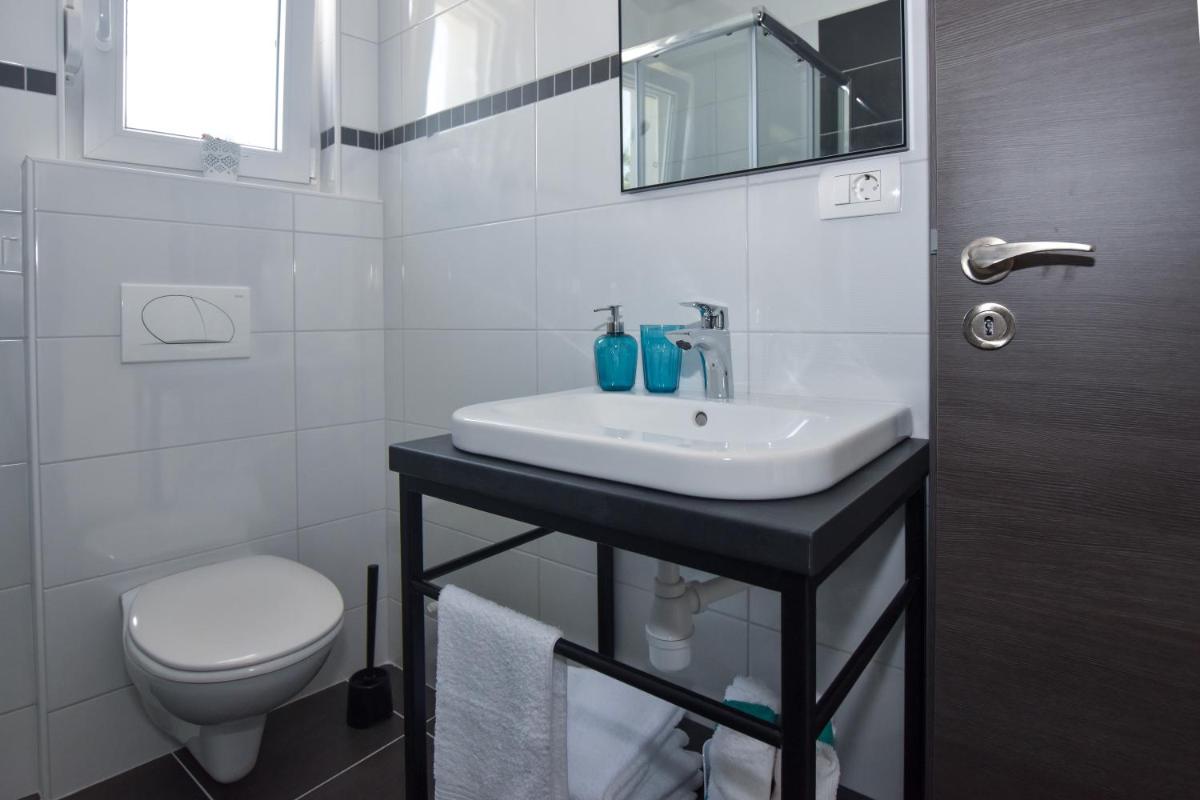 Apartments Lueva - Housity