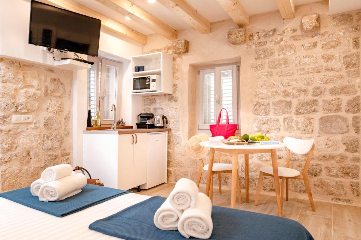 Successus Old Town House - Hizvo