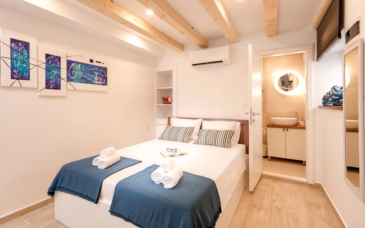 Successus Old Town House - Housity