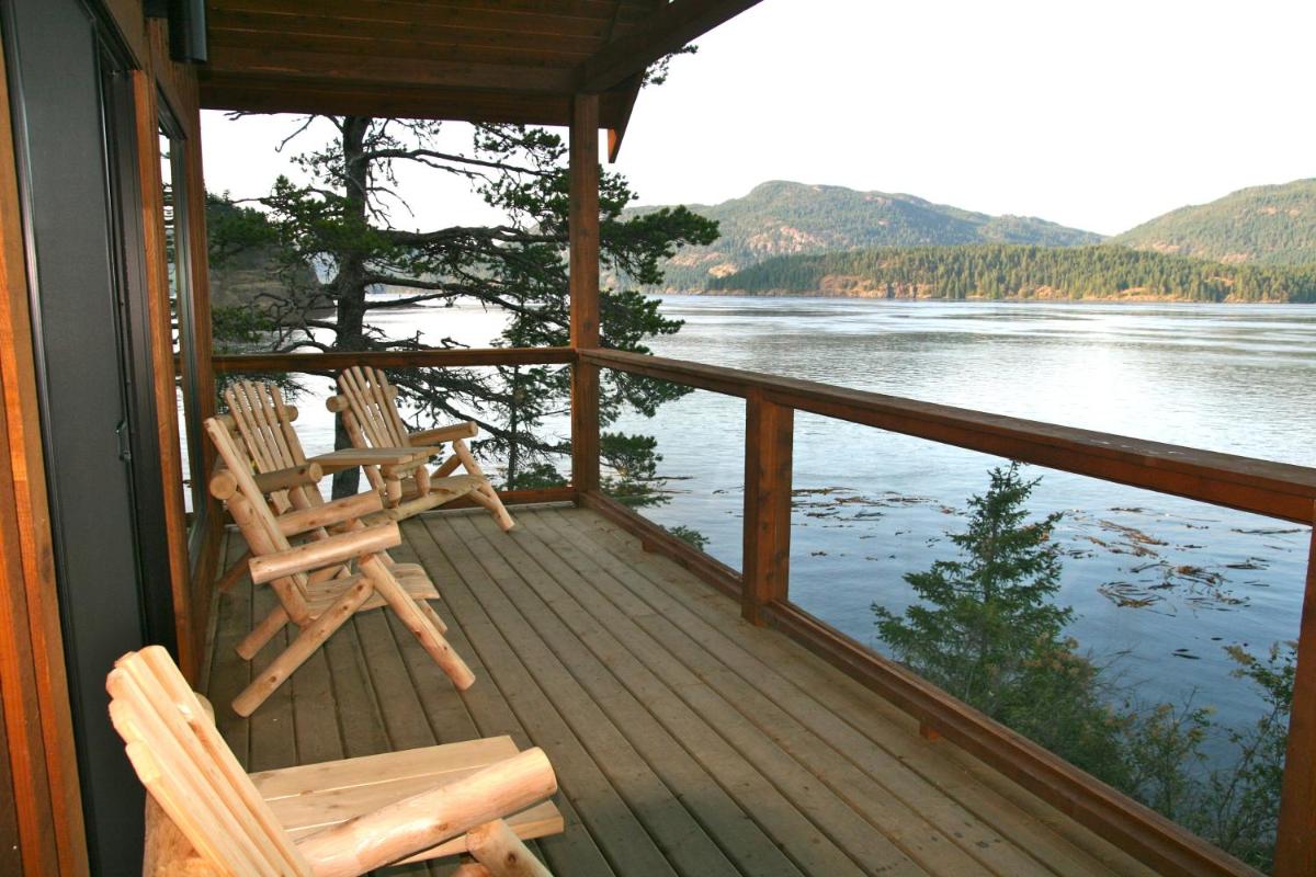 Brown's Bay Resort - Housity