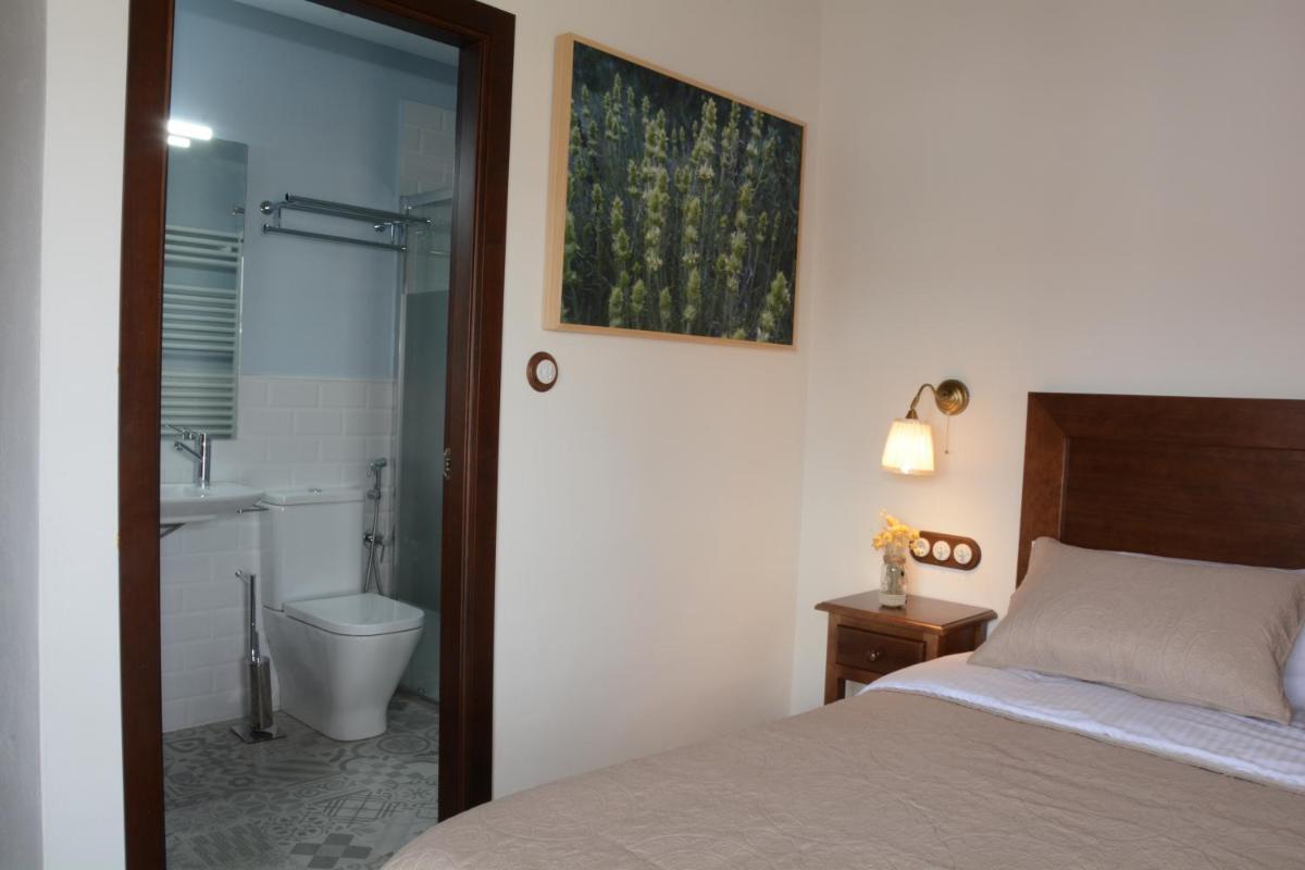 Casa Rural Aromas de la Manchuela - Housity