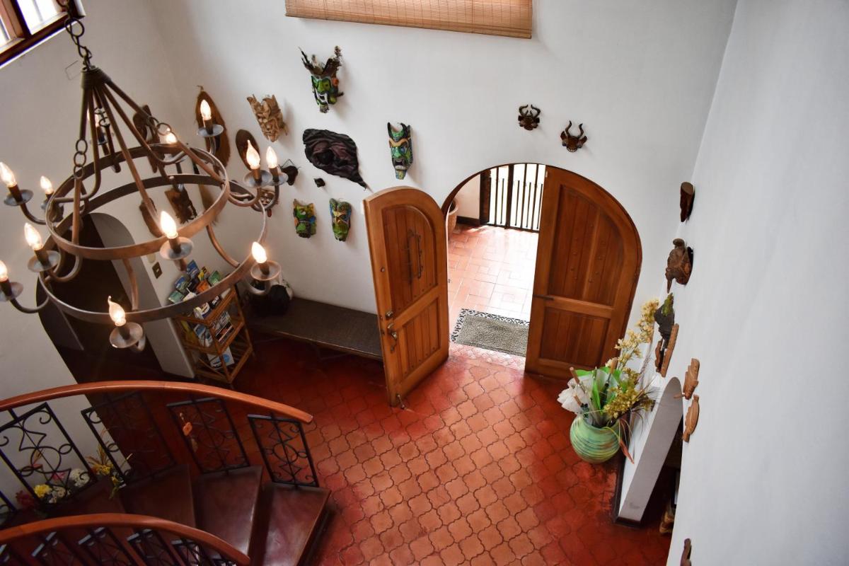 Suitetrails - Cariari Bed & Breakfast