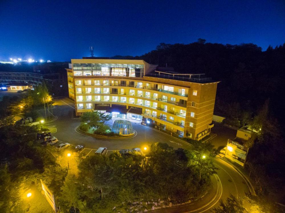 Gyeongju Ilsung Condo - Housity