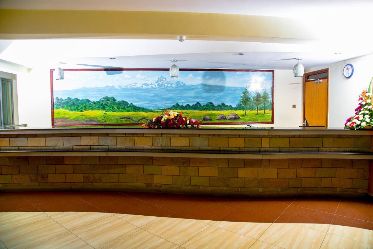 Batians Apartment Hotel - Housity