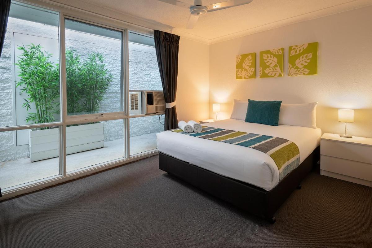 The Beach Motel Hervey Bay - Housity