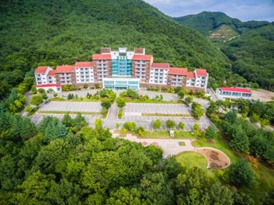 Muju Ilsung Condo - Housity