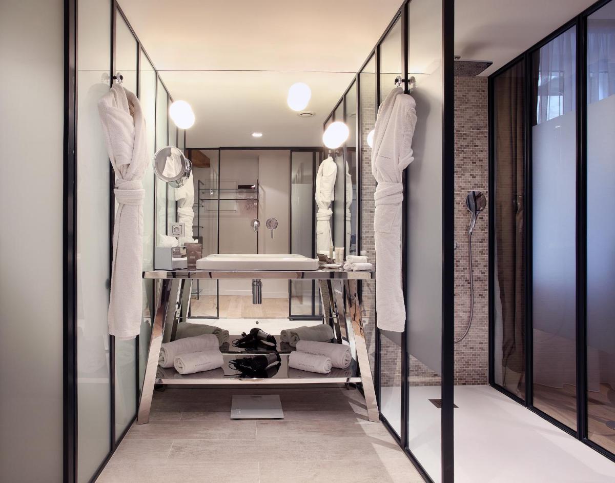 Salle de bains dans l'établissement Petit Hôtel Confidentiel