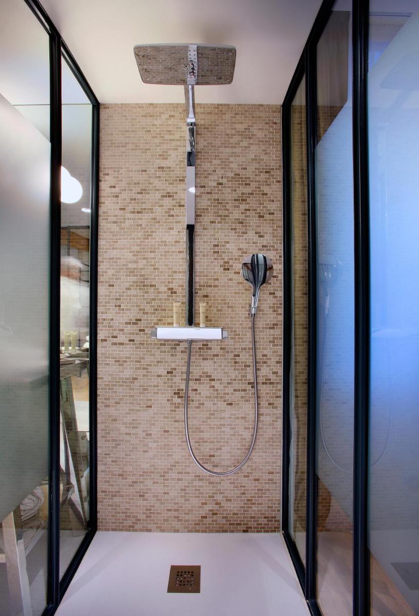 Salle de bains dans l'établissement Petit Hôtel Confidentiel