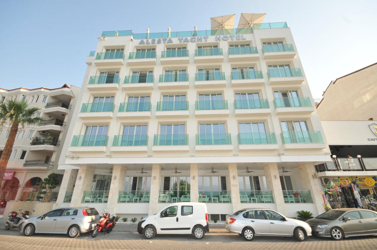 Suitetrails - Alesta Yacht Hotel