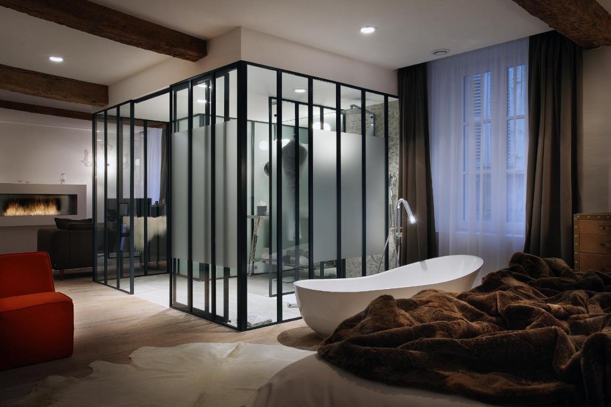 Salle de bains dans l'établissement Petit Hôtel Confidentiel