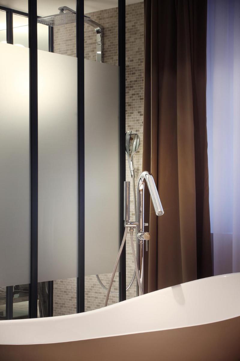 Salle de bains dans l'établissement Petit Hôtel Confidentiel