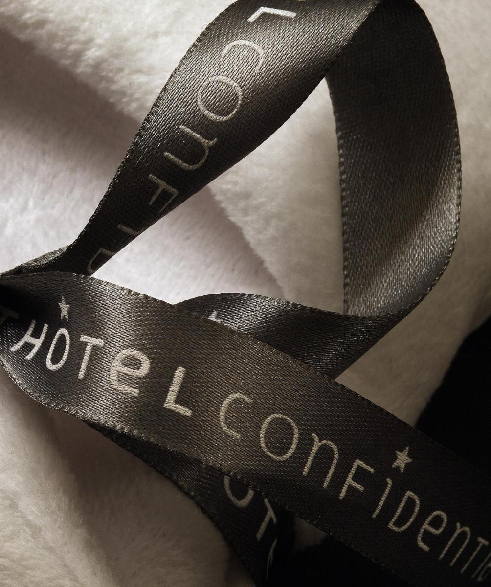 Certificat, récompense, panneau ou autre document affiché dans l'établissement Petit Hôtel Confidentiel