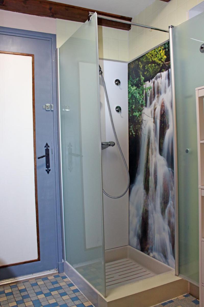 La Cascade Fleurie - Housity