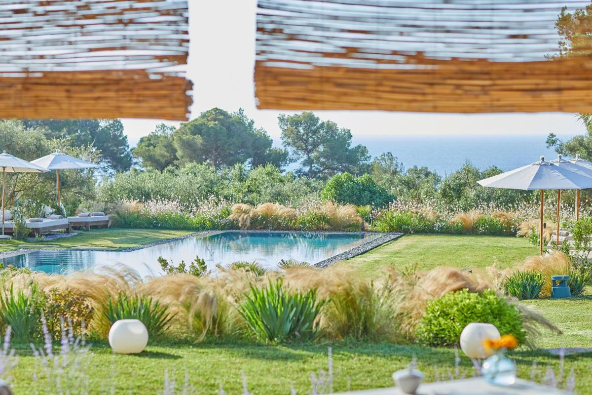 Jardín al aire libre en Pleta de Mar, Grand Luxury Hotel by Nature - Adults Only