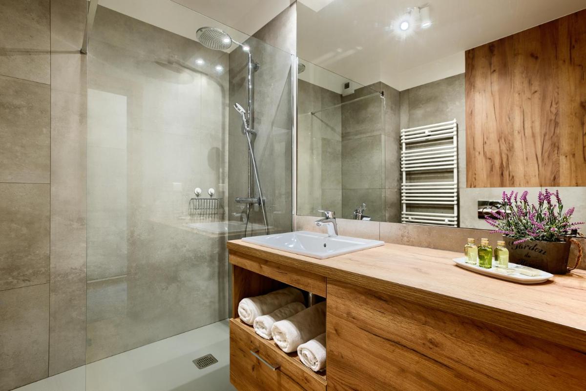 Park Apartments - Housity