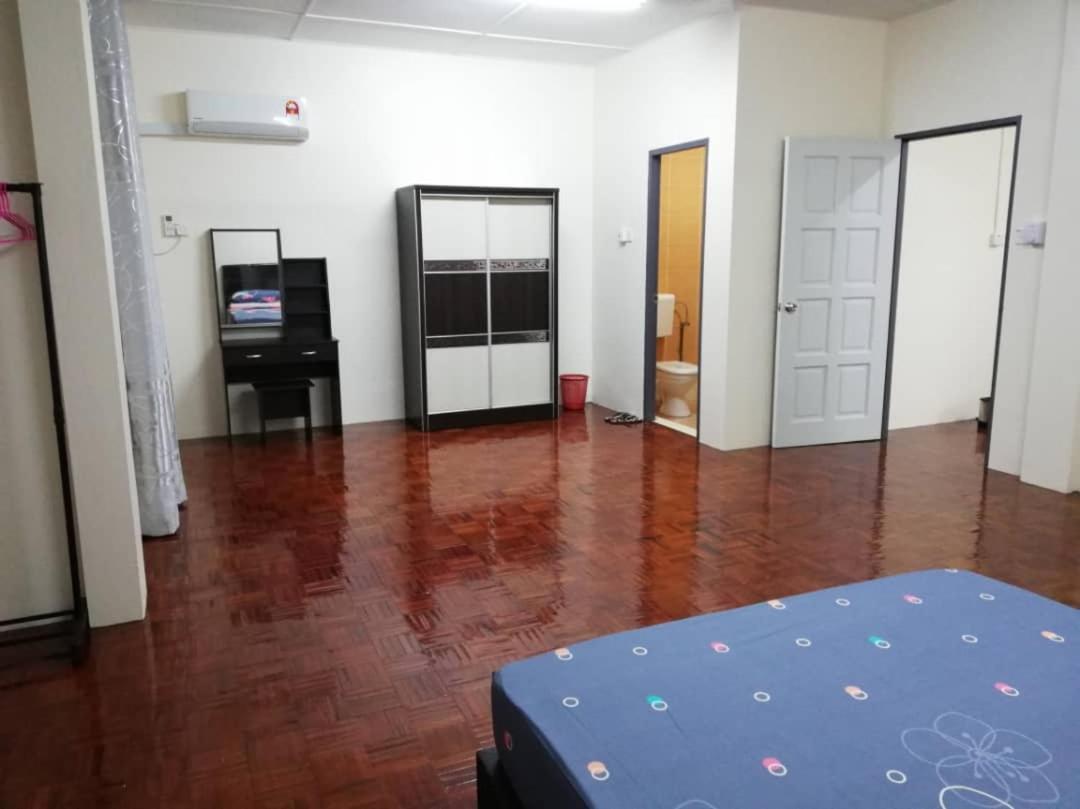 Suitetrails - J&P Homestay Sibu