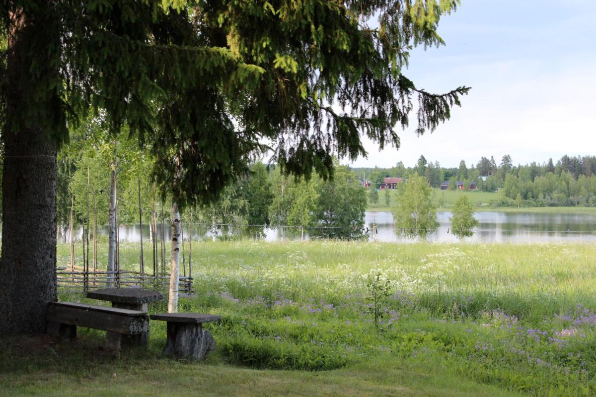 B&B i 1700-talsstil på Oklagård - Housity