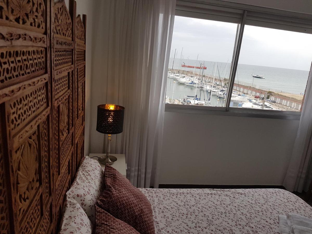 Lydia's Port Nautic & Beach - Housity