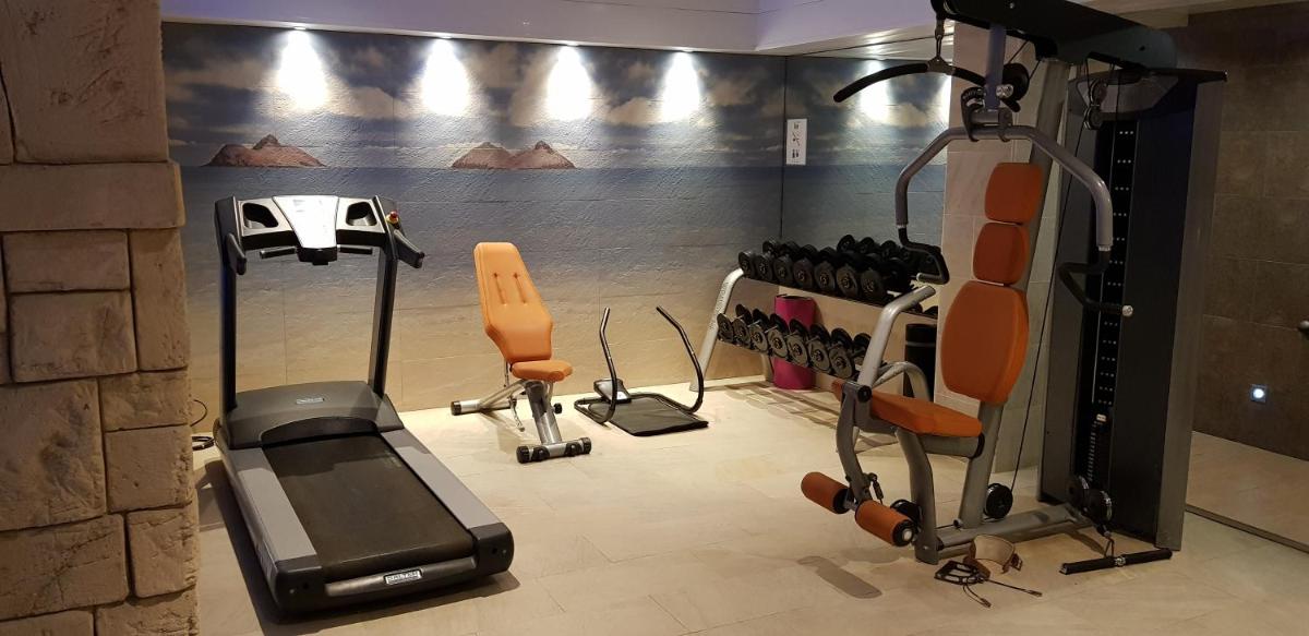 Gimnasio o instalaciones de fitness de Hotel Pimar & Spa