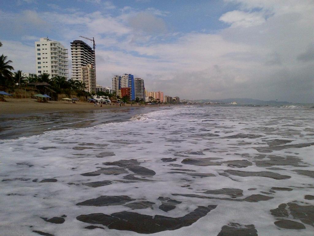 Arena Plaza Tonsupa - Housity