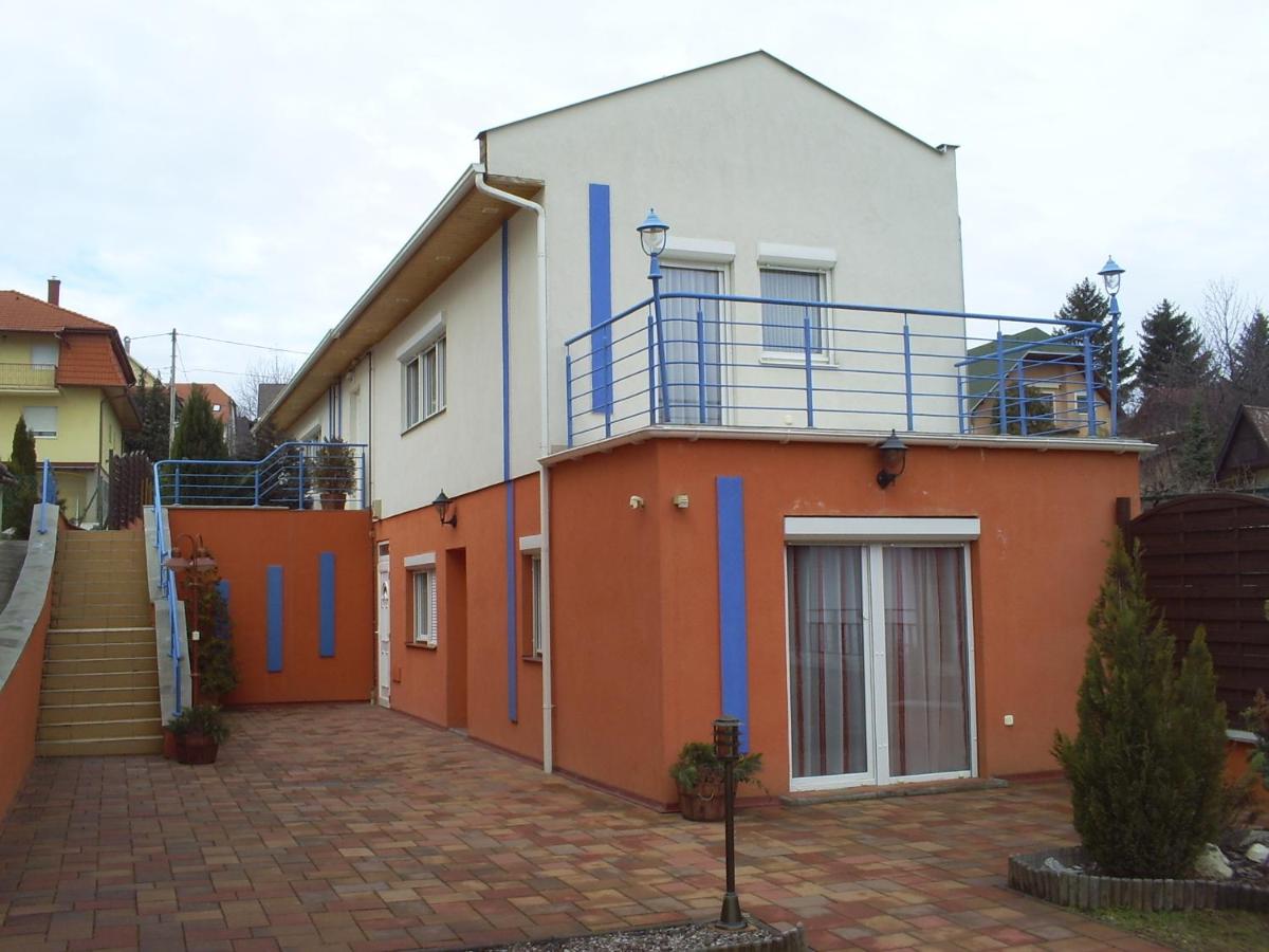Andrea Apartmanok - Housity