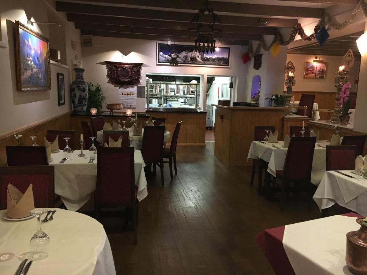 Lion and Fiddle - Housity