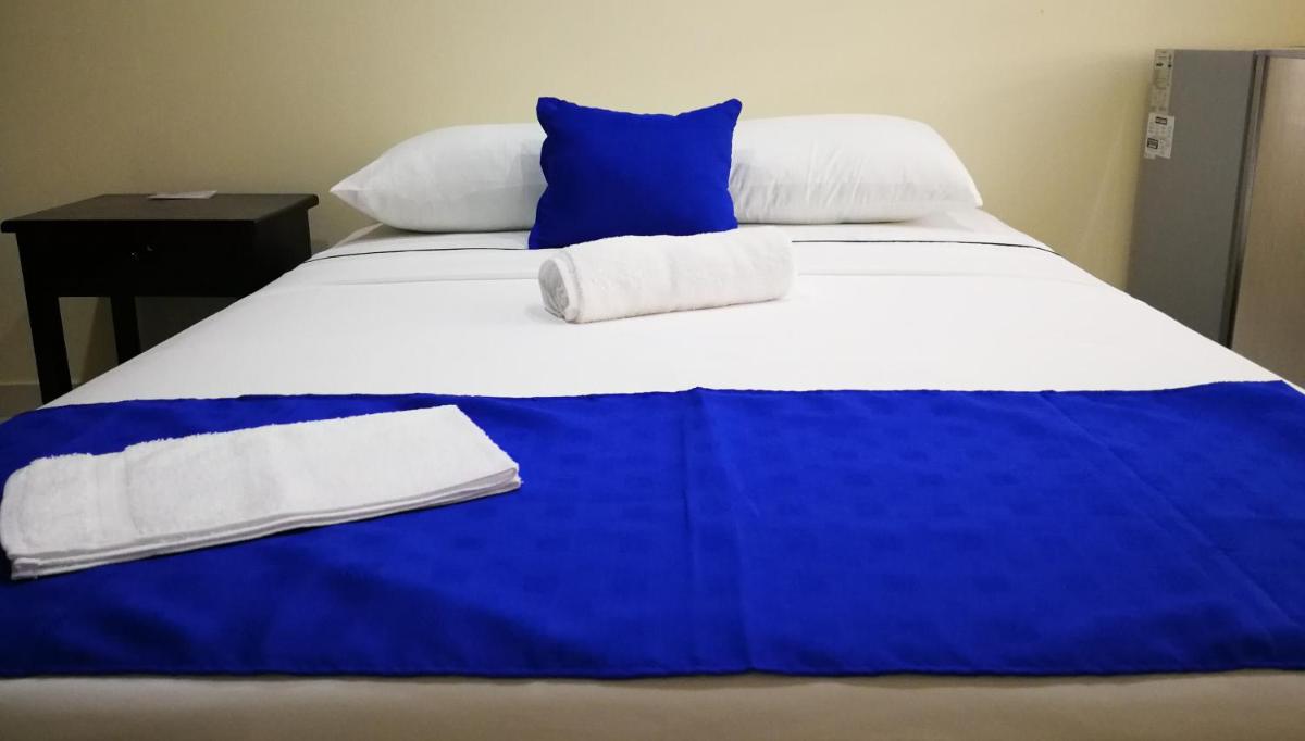 Hotel Zafiro - Housity