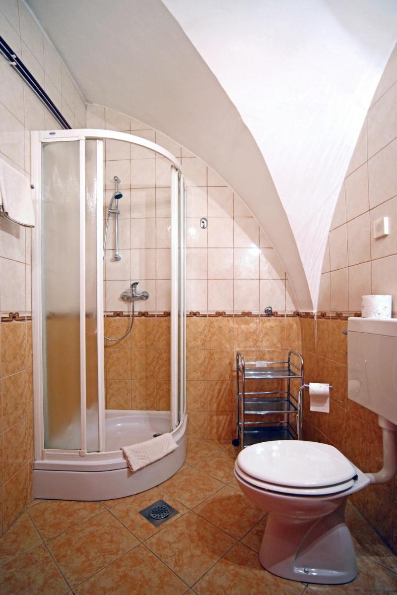 Bed & Breakfast Šilak - Housity