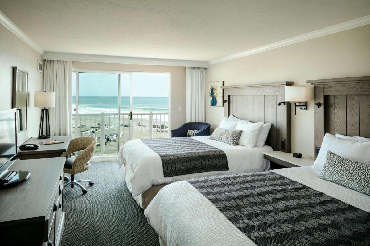 Beachfront Inn - Housity