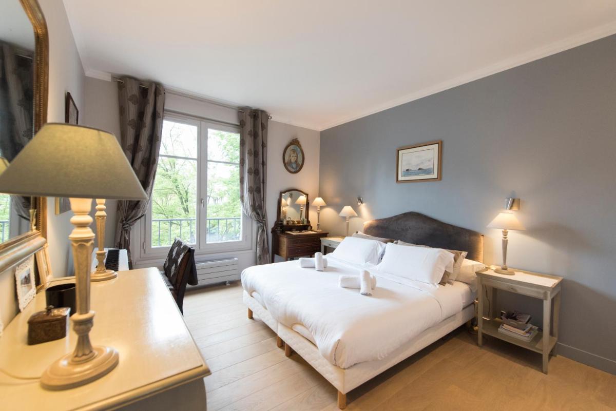 Veeve - Sophistication on Mozart Avenue - Housity