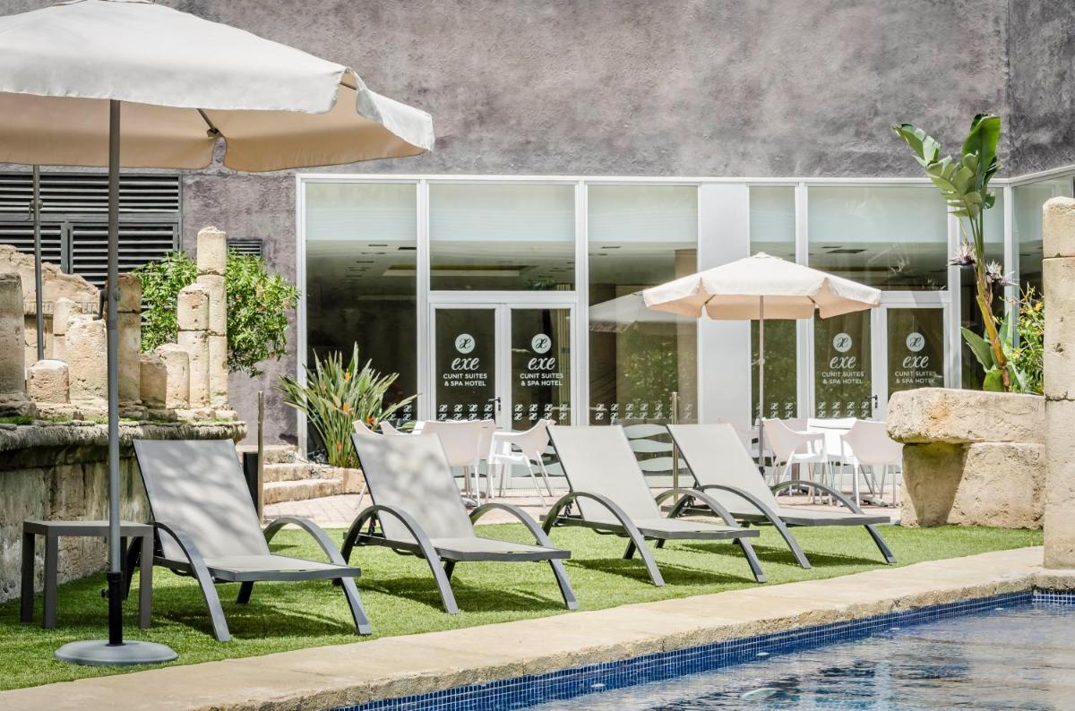 Piscina en o cerca de Exe Cunit Suites & Spa