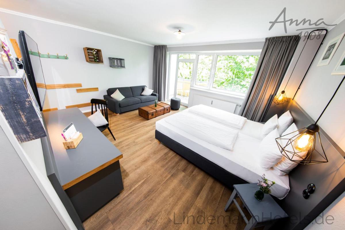 Anna 1908 - Housity
