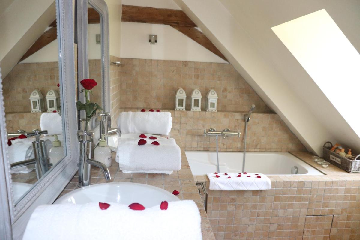 La Tale - Housity