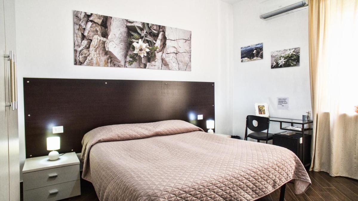 B&B Rosaly - Housity