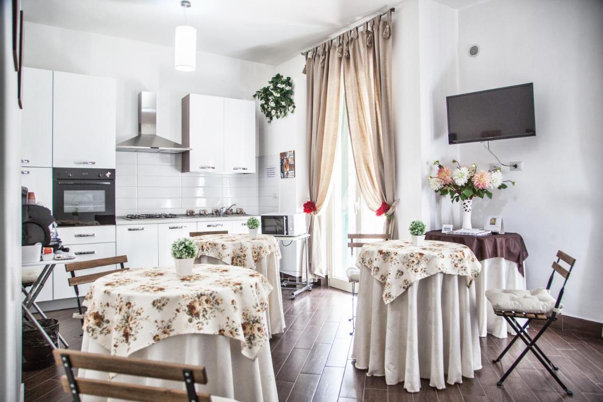 B&B Rosaly - Housity