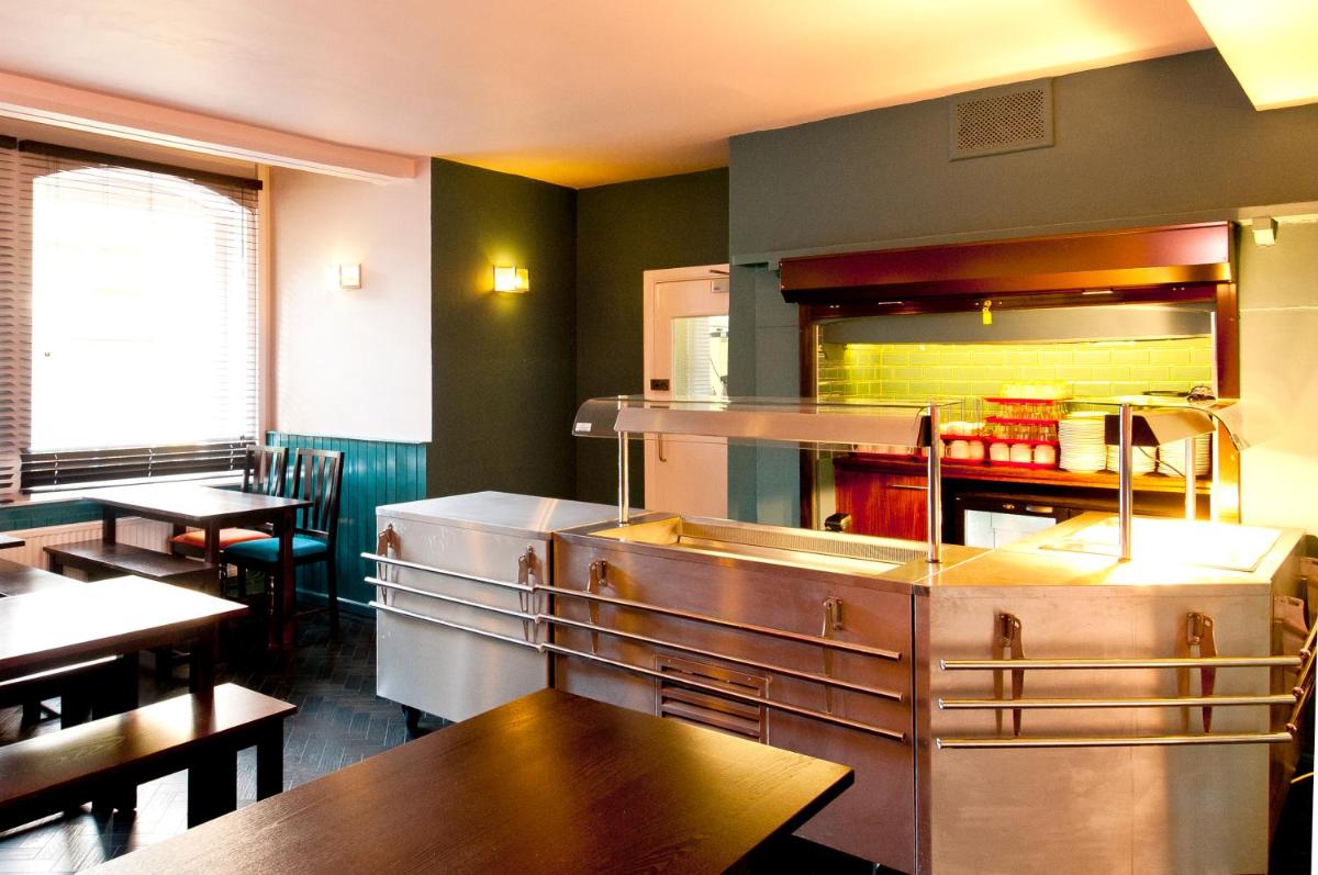 YHA Canterbury - Housity