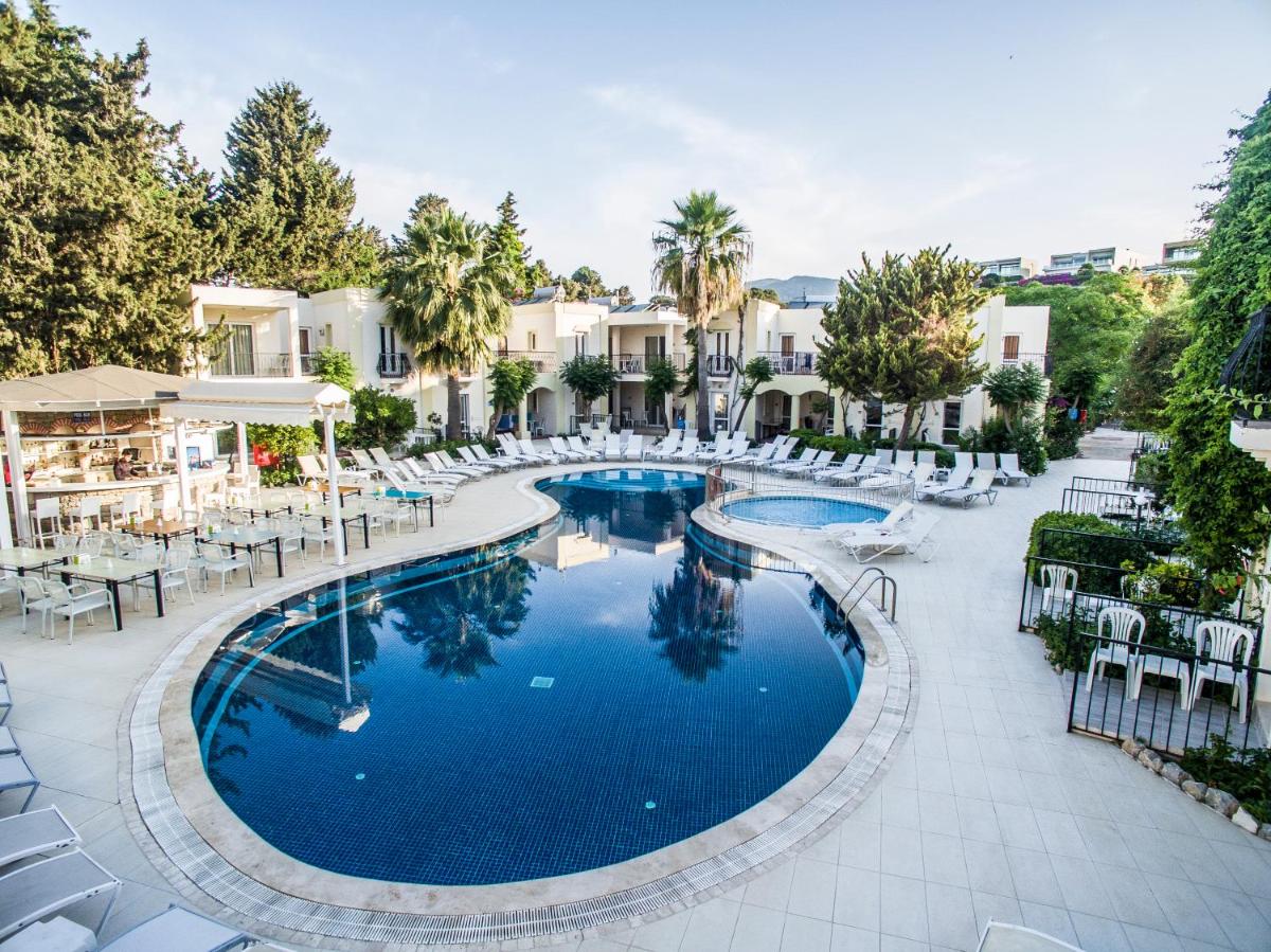 Paloma Family Club - Housity