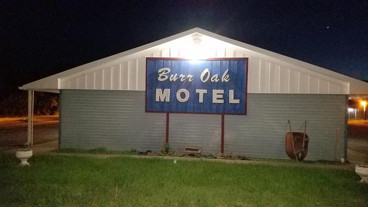 Burr Oak Motel - Housity