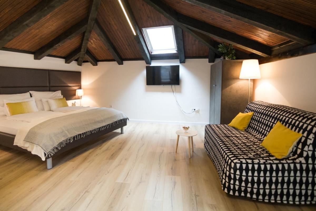 Mediterraneo Luxury Rooms - Housity