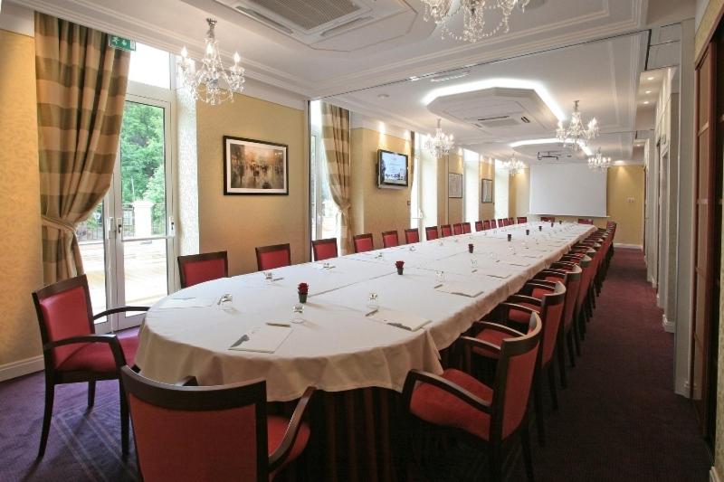 Espace de conférence ou salle de réunion dans l'établissement Hôtel Princesse Flore