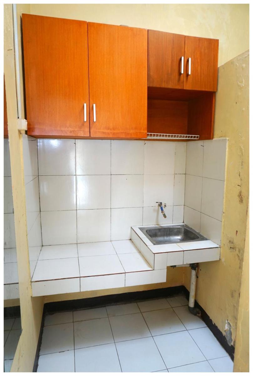 Budi House & Food Station - Hizvo