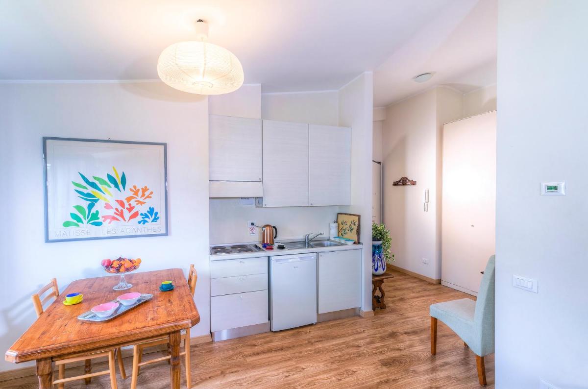 Rita's Garden - Housity
