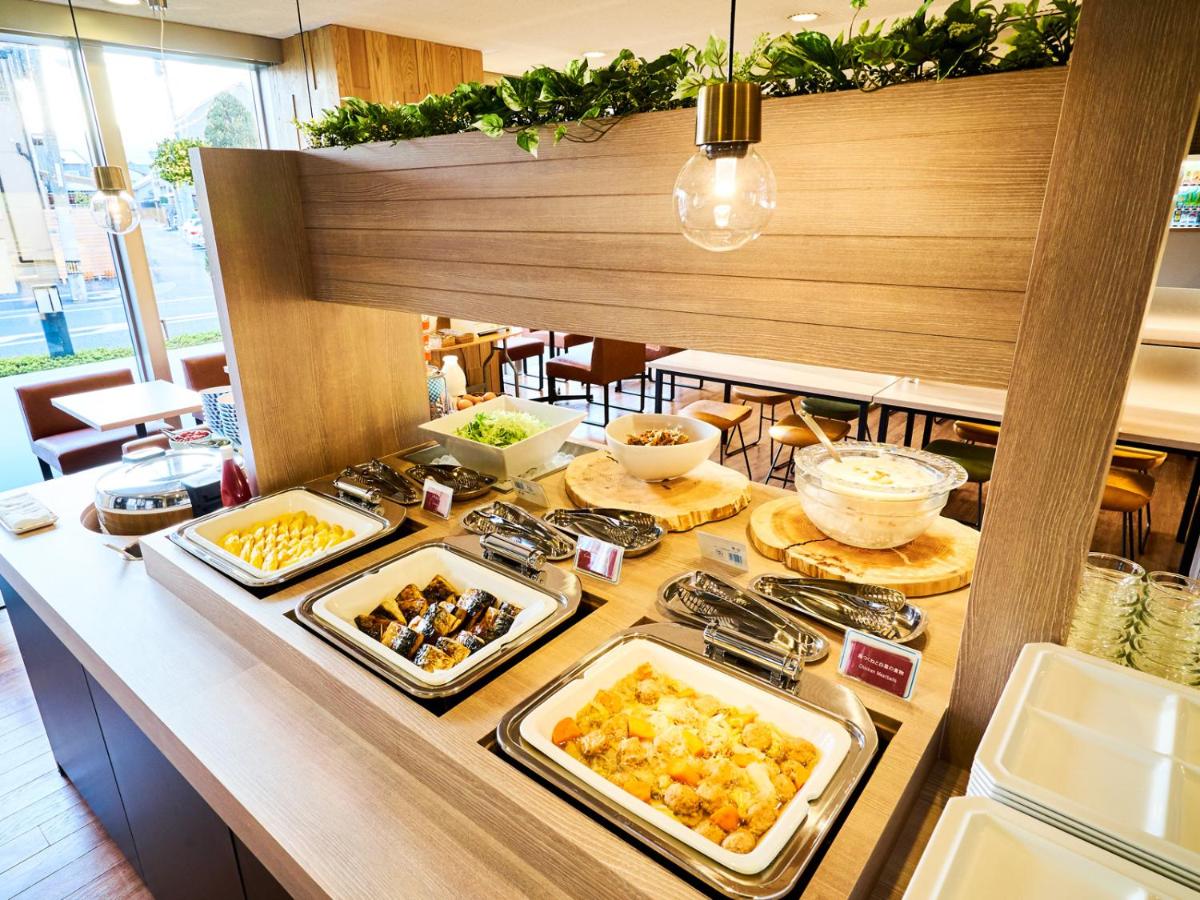 Super Hotel Matsuyama - Housity