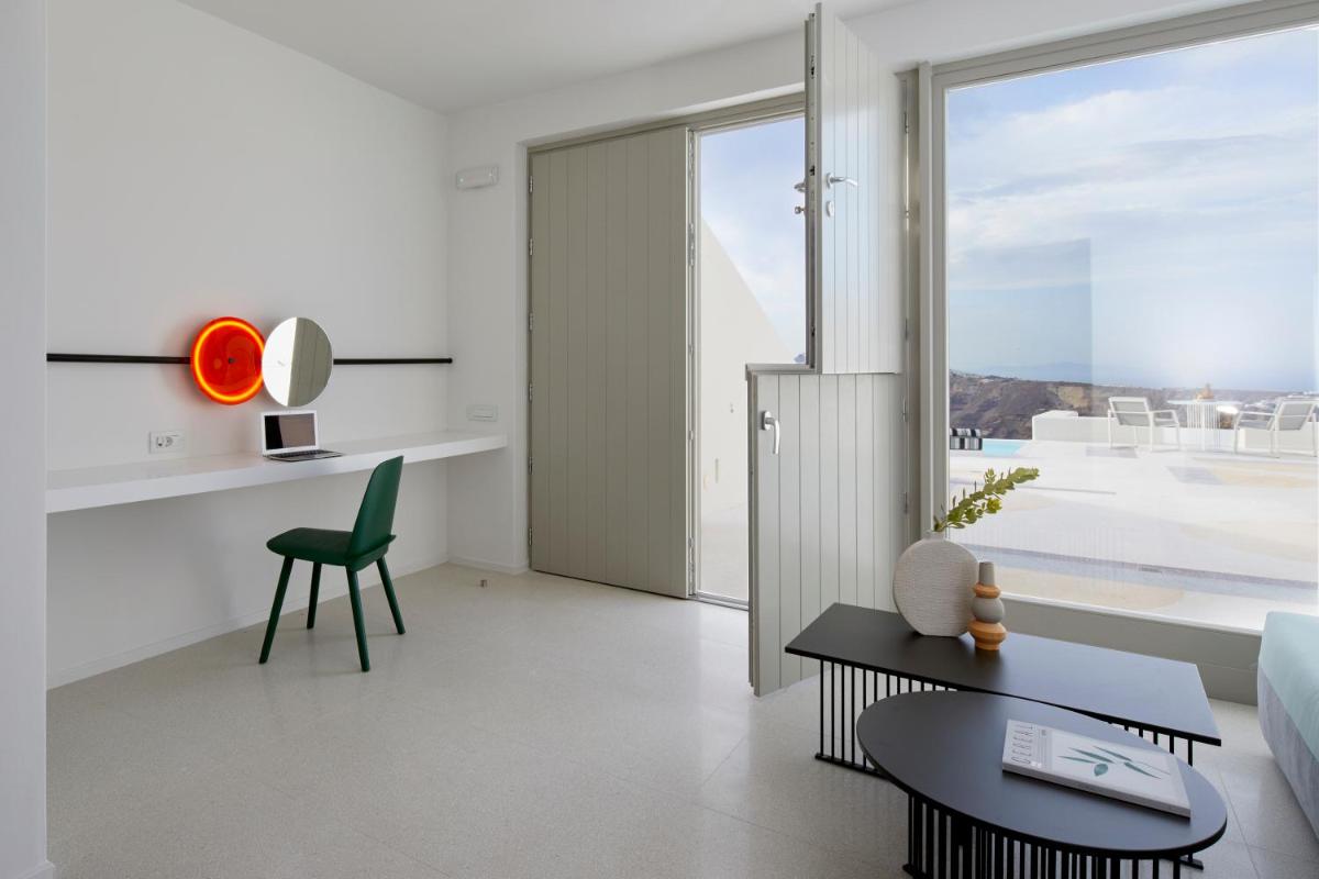 Alti Santorini Suites - Caldera View - Housity